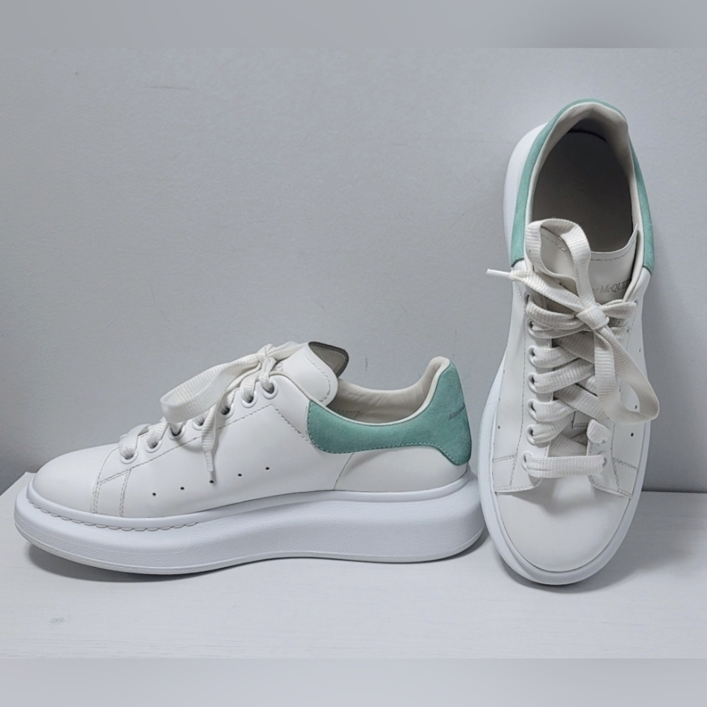 Oversized Leather Sneakers ALEXANDER MCQUEEN Sz 40 (appx. mens 7-7.5 =women's 9)